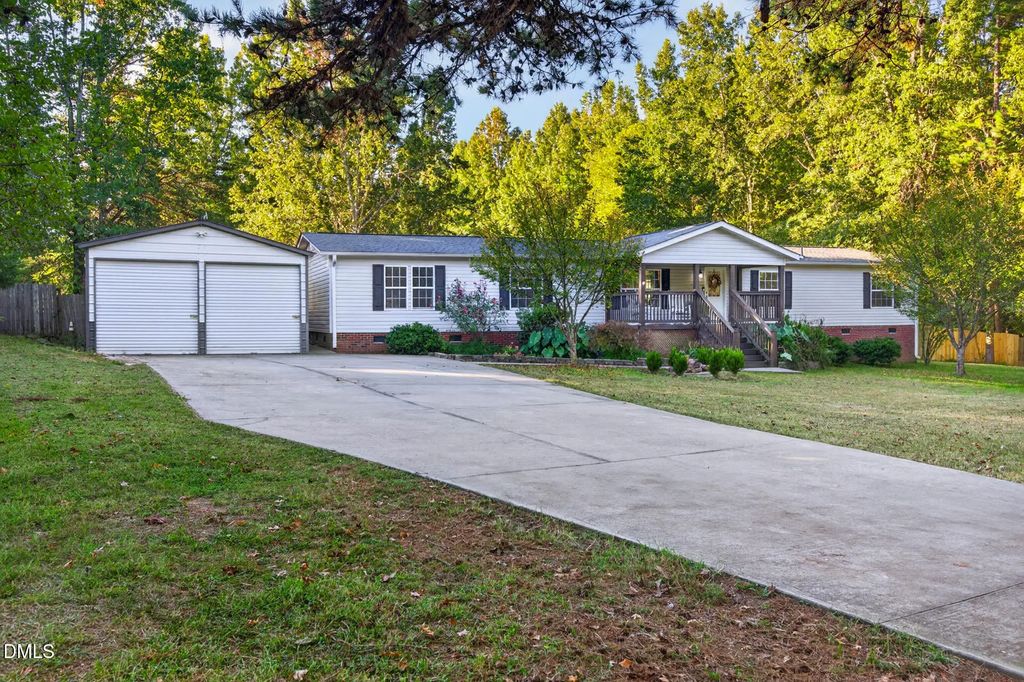 2725 Quakenbush Road, Snow Camp