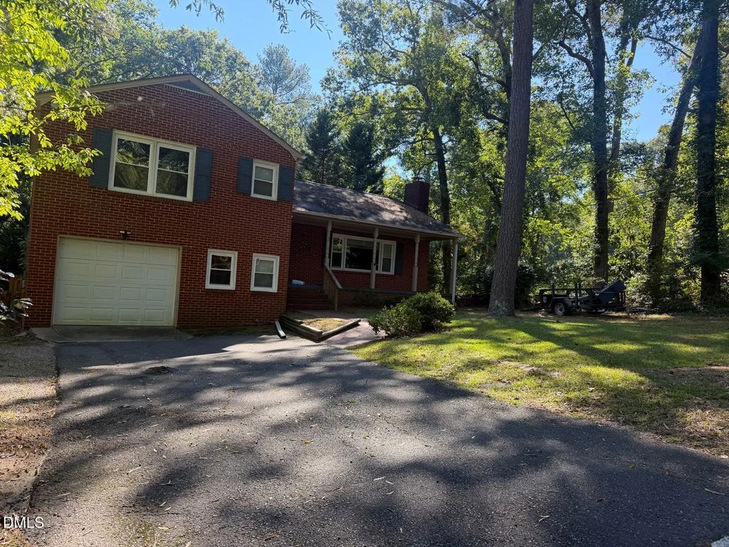 605 Carr Street, Sanford