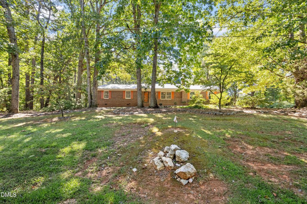 8304 Hillcrest Farm Road, Sanford