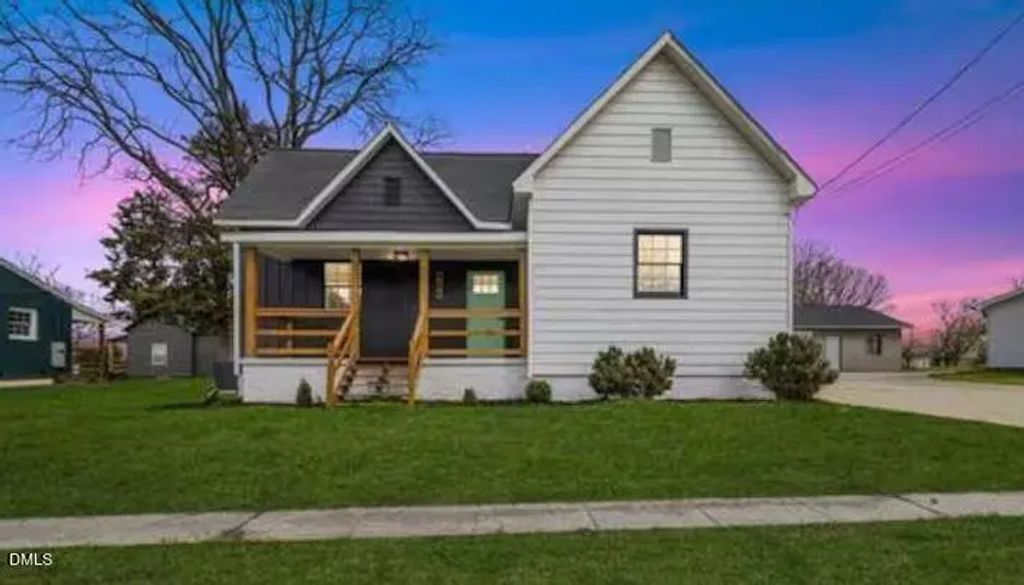 804 Maple Avenue, Burlington