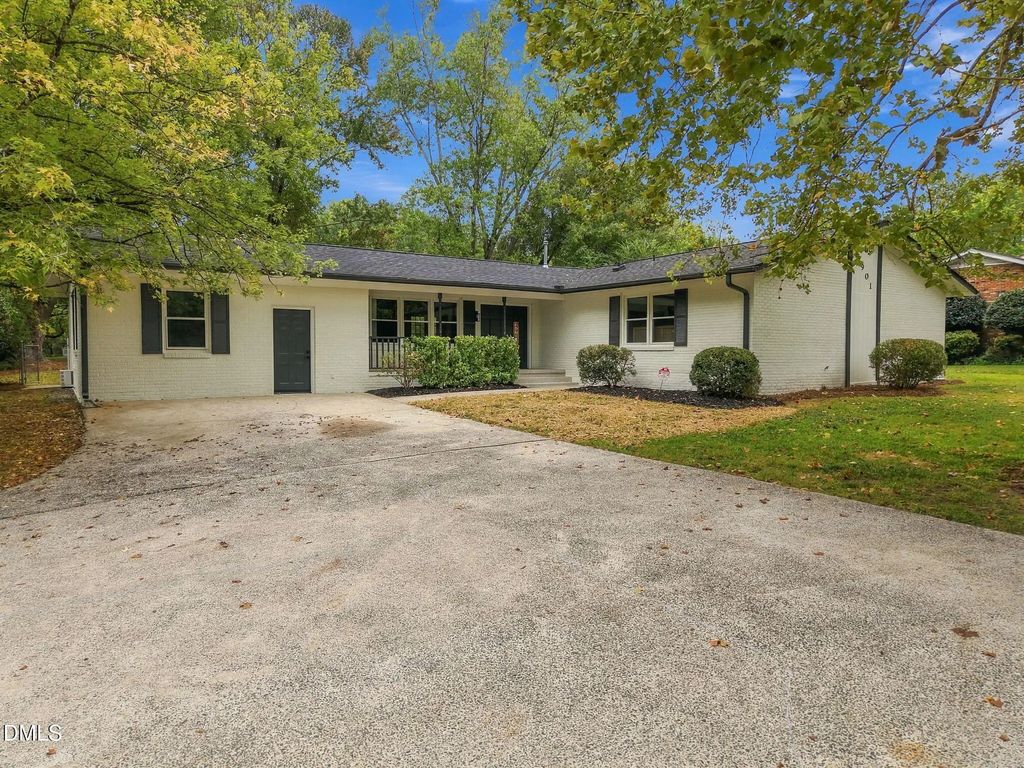 3901 Hulon Drive, Durham