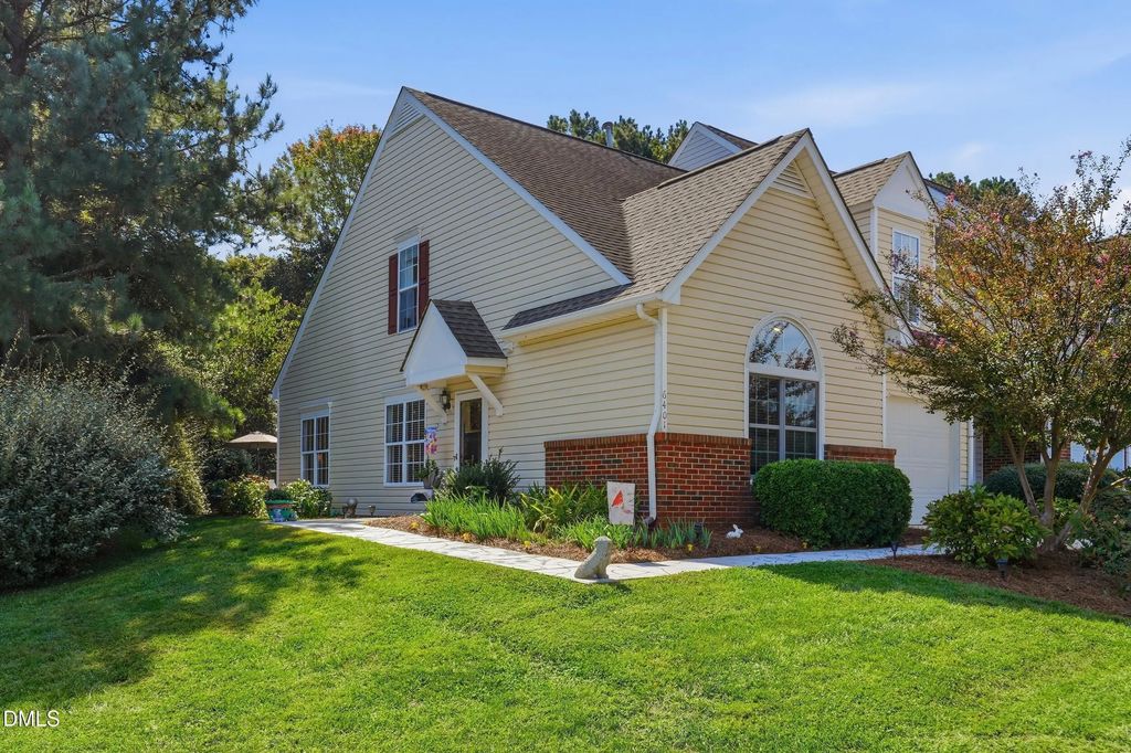 6401 Bellcross Trail, Whitsett