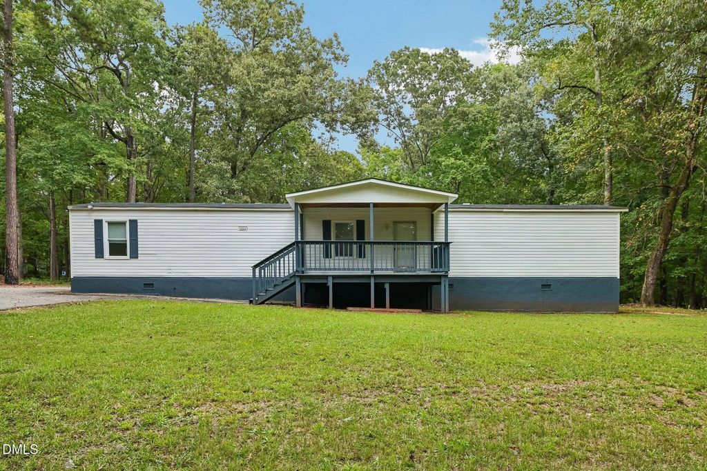 6547 Little Creek Road, Zebulon