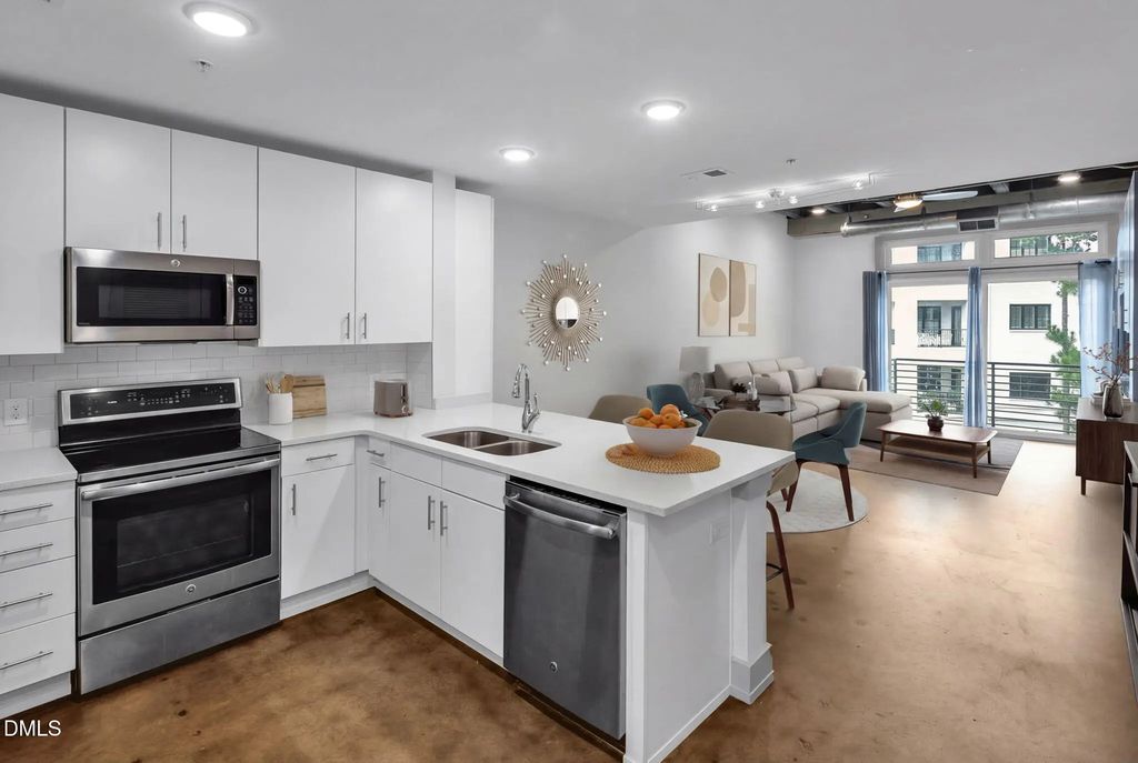 1300 St Marys Street 402, Raleigh