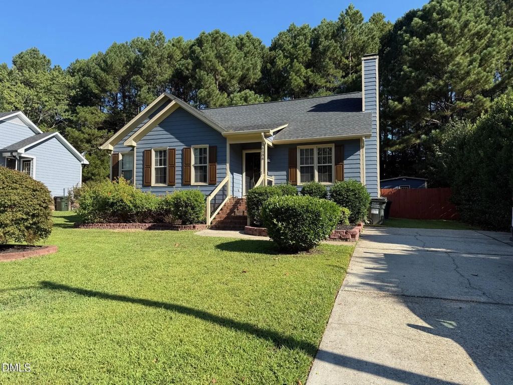 5205 Cottage Bluff Lane, Knightdale