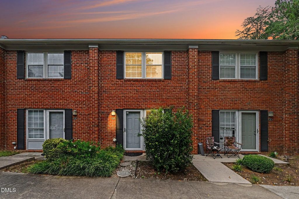 111 Coleridge Court, Carrboro