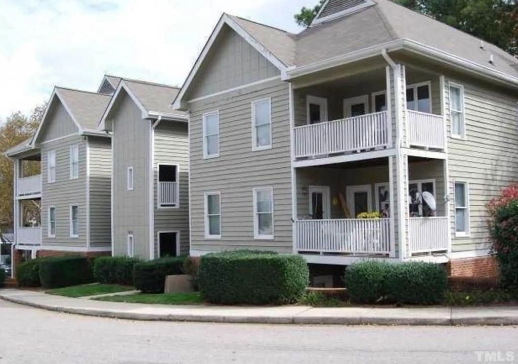 931 Springfork Drive 931, Cary