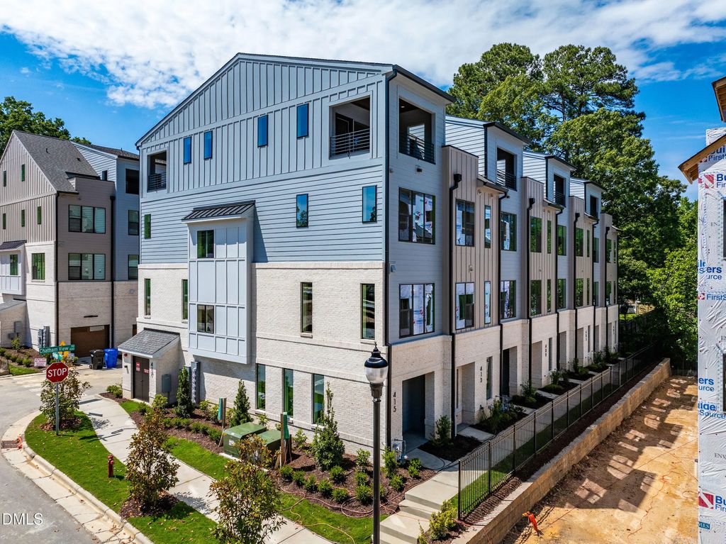 411 Chatham View Road, Cary