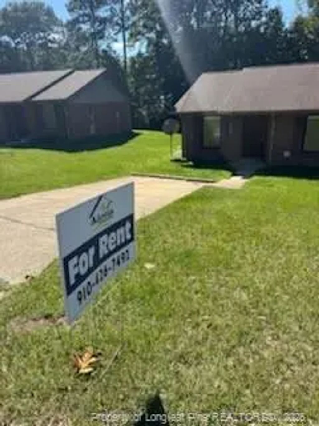 1966 Glenwick Drive, Fayetteville