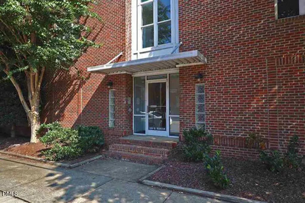 320 W Martin Street 204, Raleigh