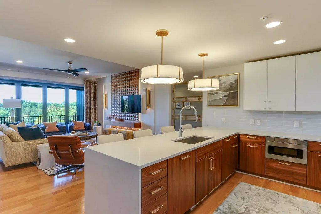 523 S West Street 501, Raleigh