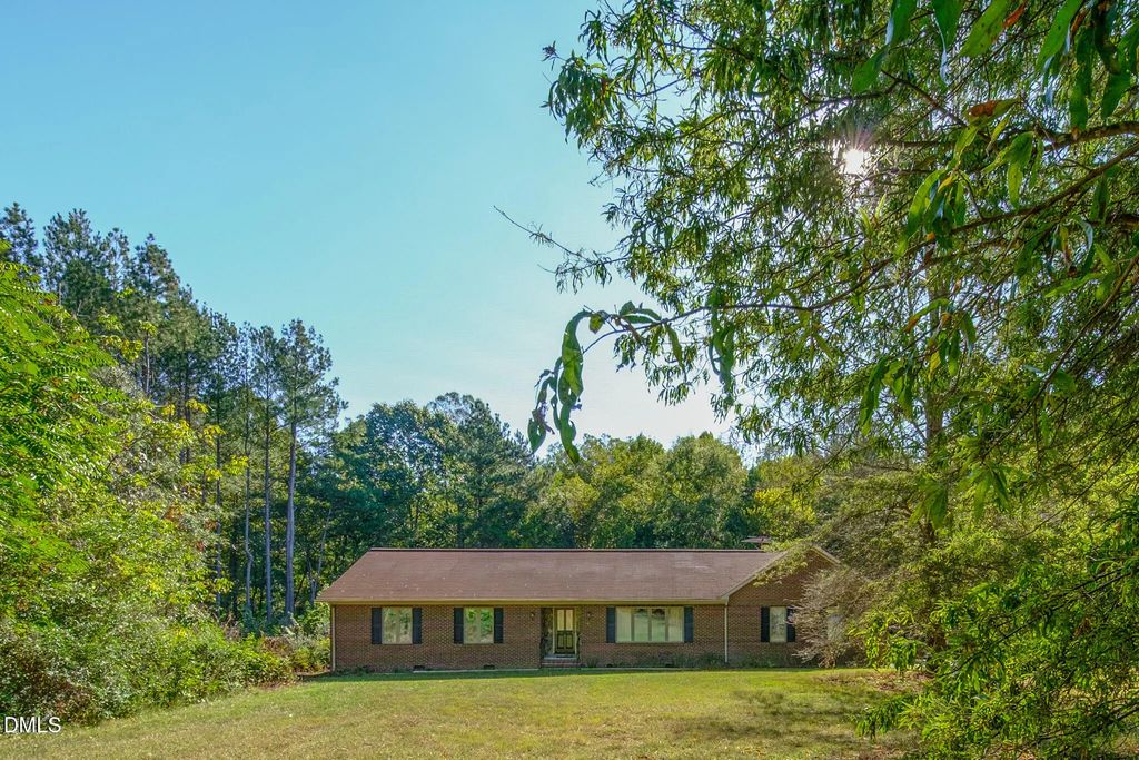 2076 Cullen Road, Gibsonville