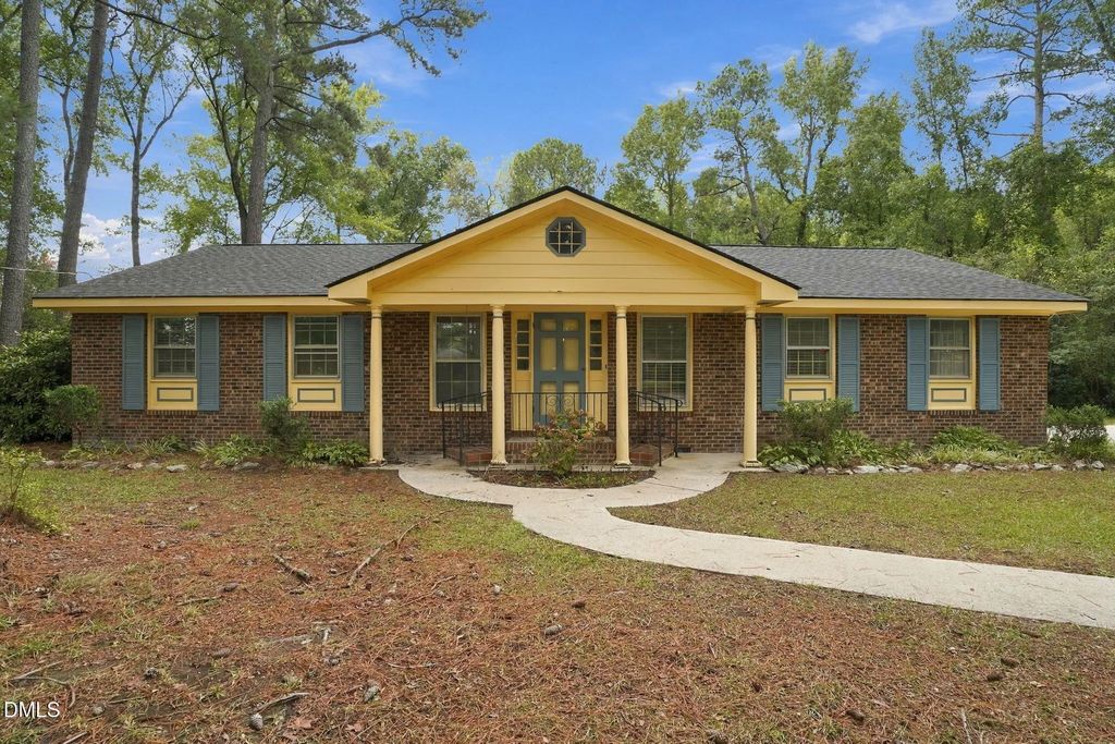 7211 Walter Drive, Lucama
