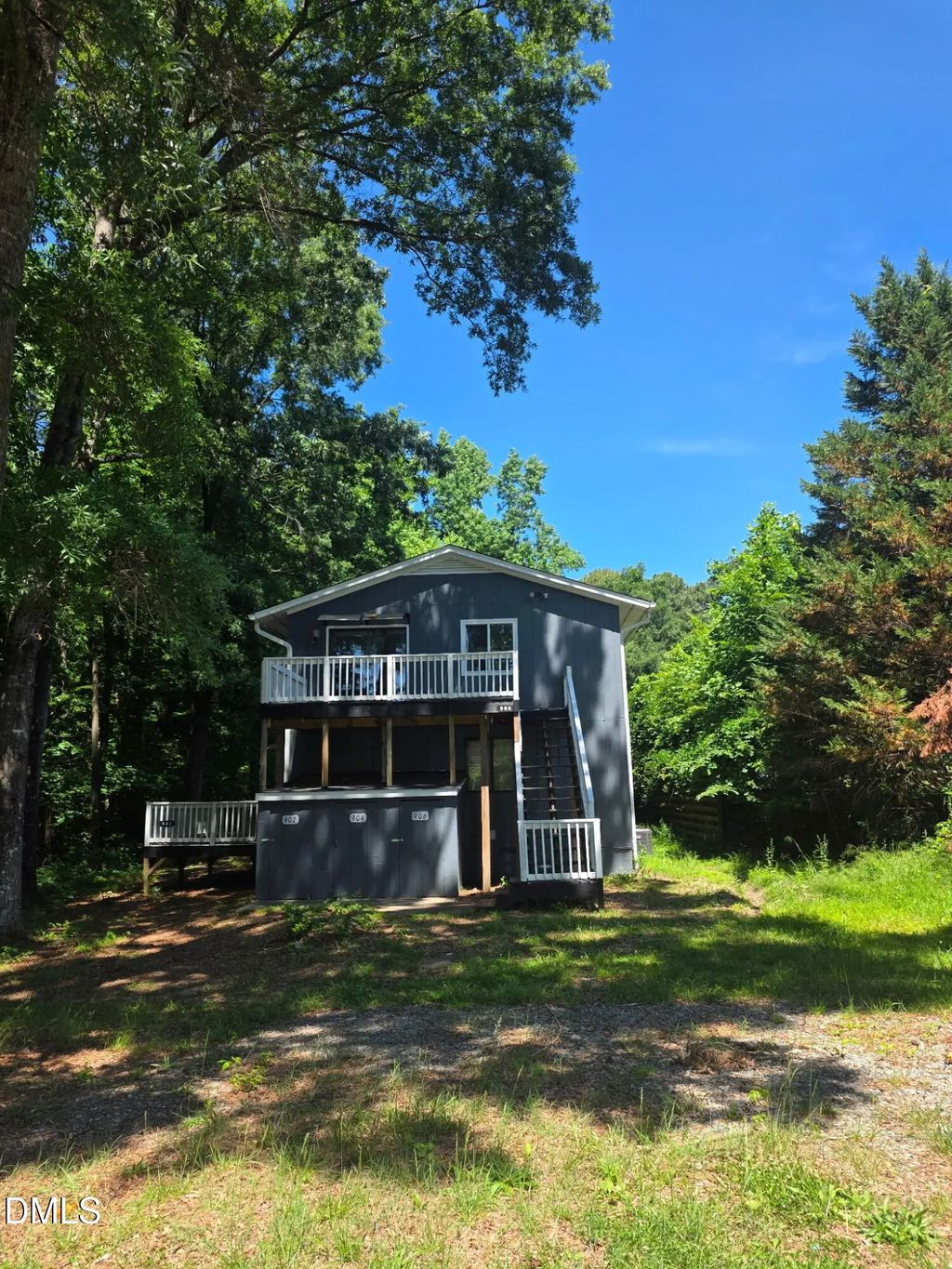 902 W Chatham Street, Cary