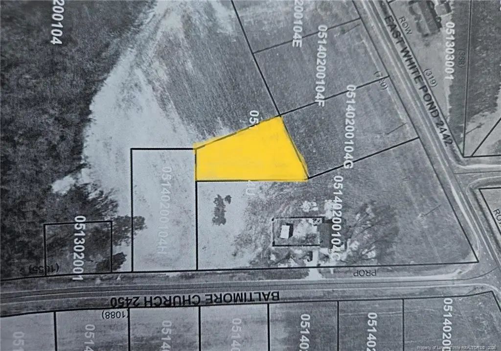 S Of E White Pond Rd Road, Fairmont