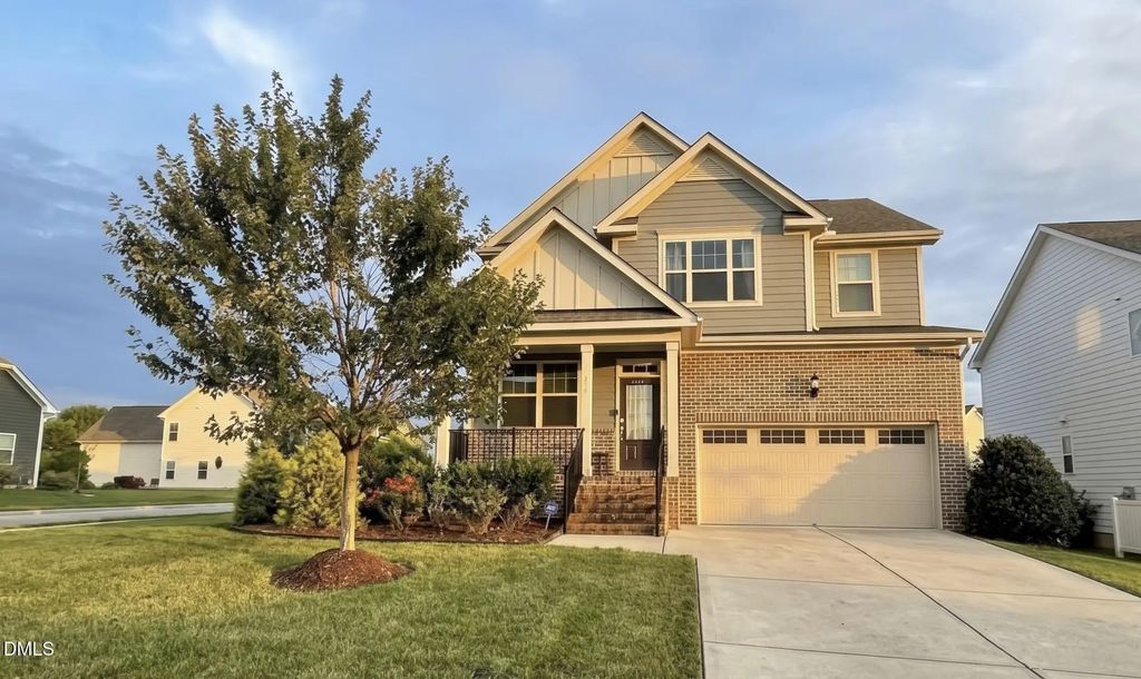 1101 Artis Town Lane, Morrisville