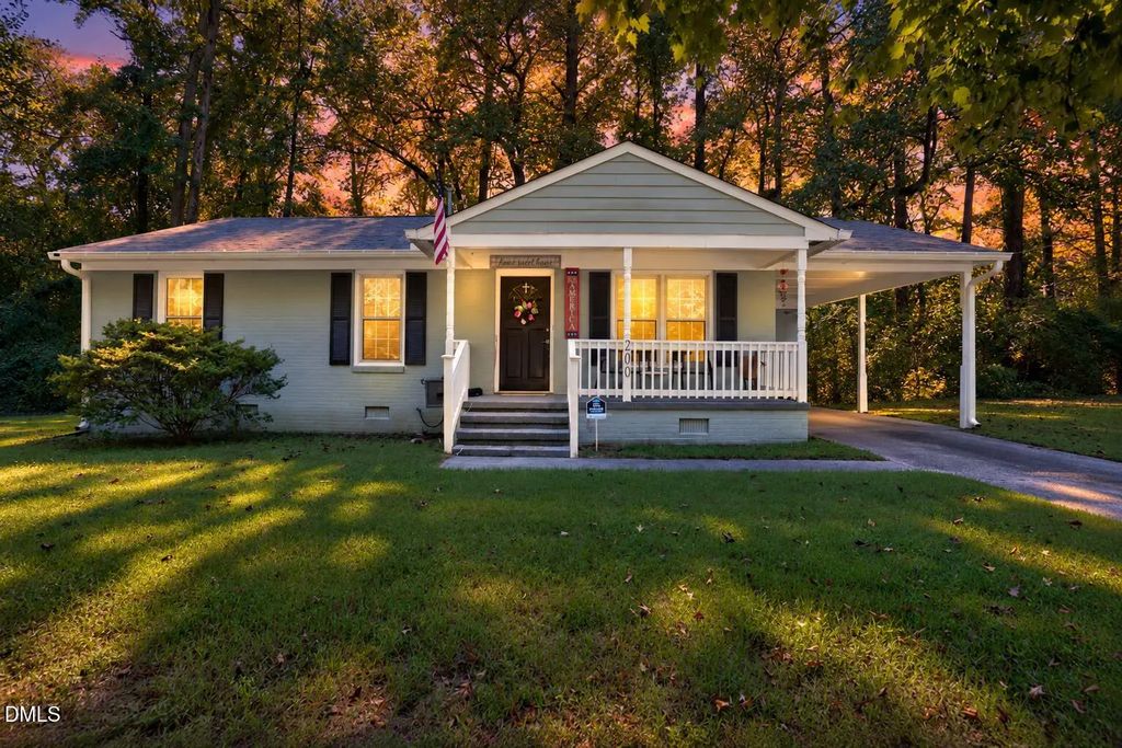 200 Geddie Avenue, Princeville