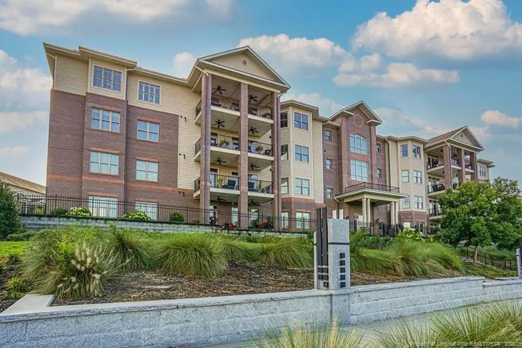 220 Hugh Shelton Loop 303, Fayetteville