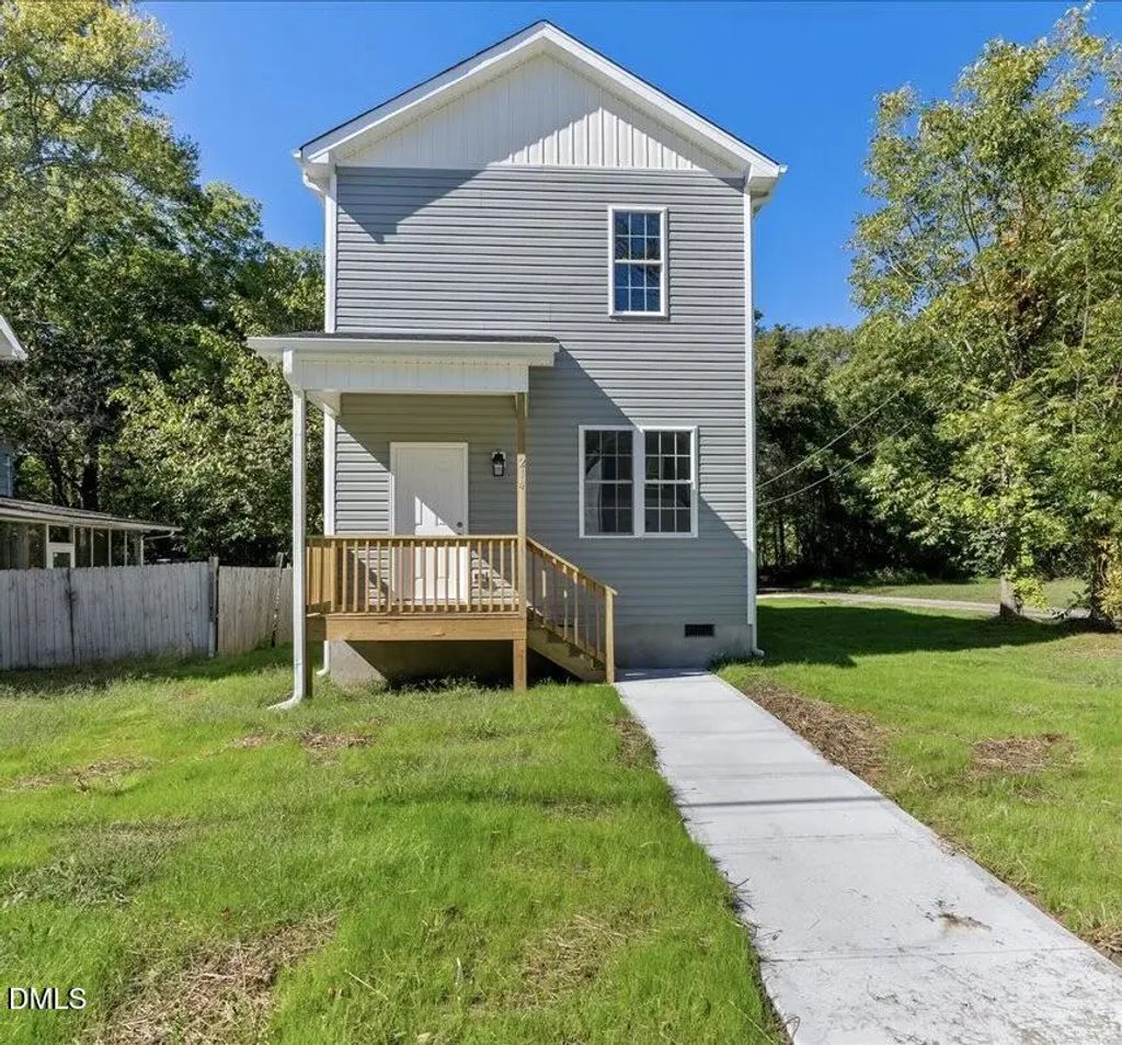 214 Clement Avenue, Oxford