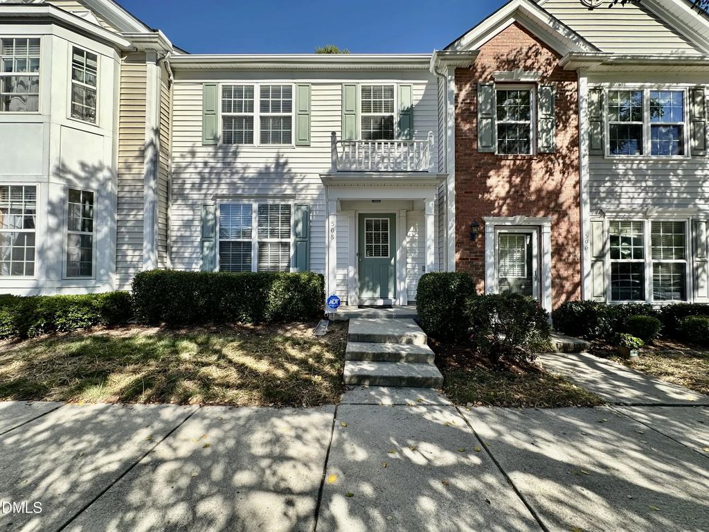 508 Canyon Lake Circle, Morrisville