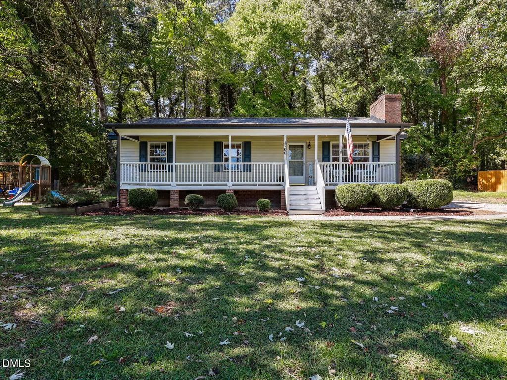 2700 Brantley Drive, Apex