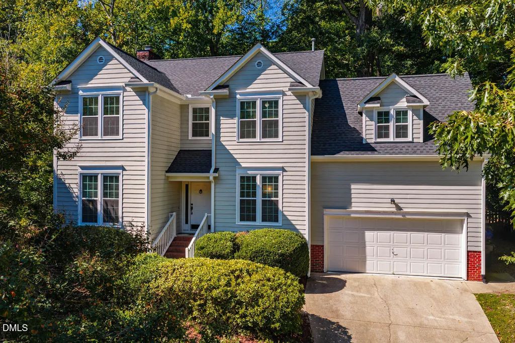 202 Cobble Ridge Drive, Chapel Hill