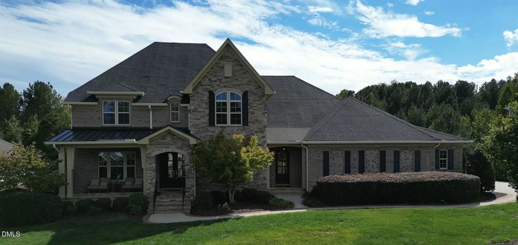 352 Rolling Meadows Lane, Chapel Hill