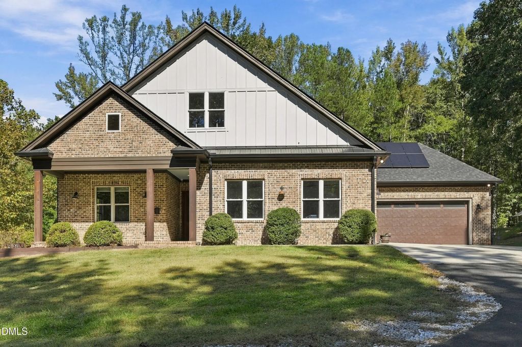 420 Perrytown Road, Warrenton