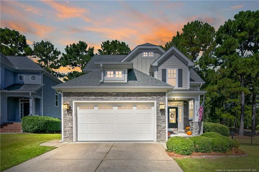 217 Lamplighter Way, Spring Lake
