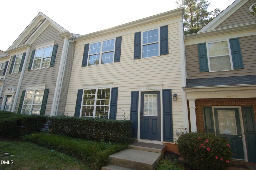 4421 Vienna Crest Drive, Raleigh
