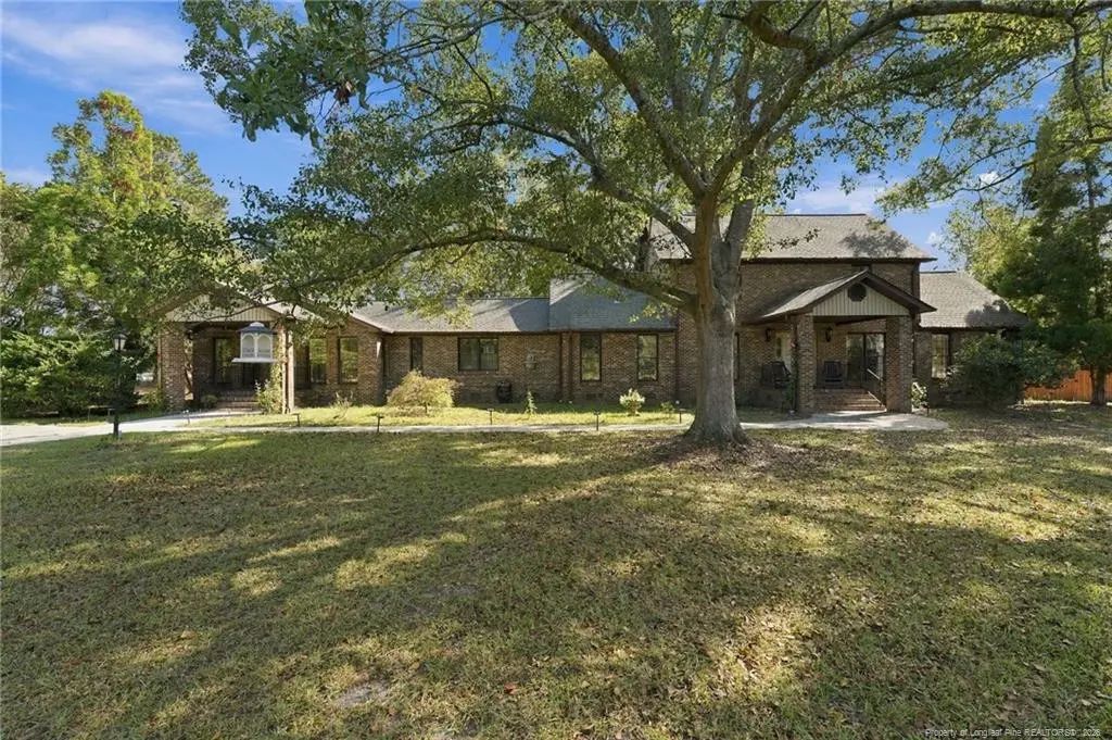 5199 Tobacco Road, Orrum
