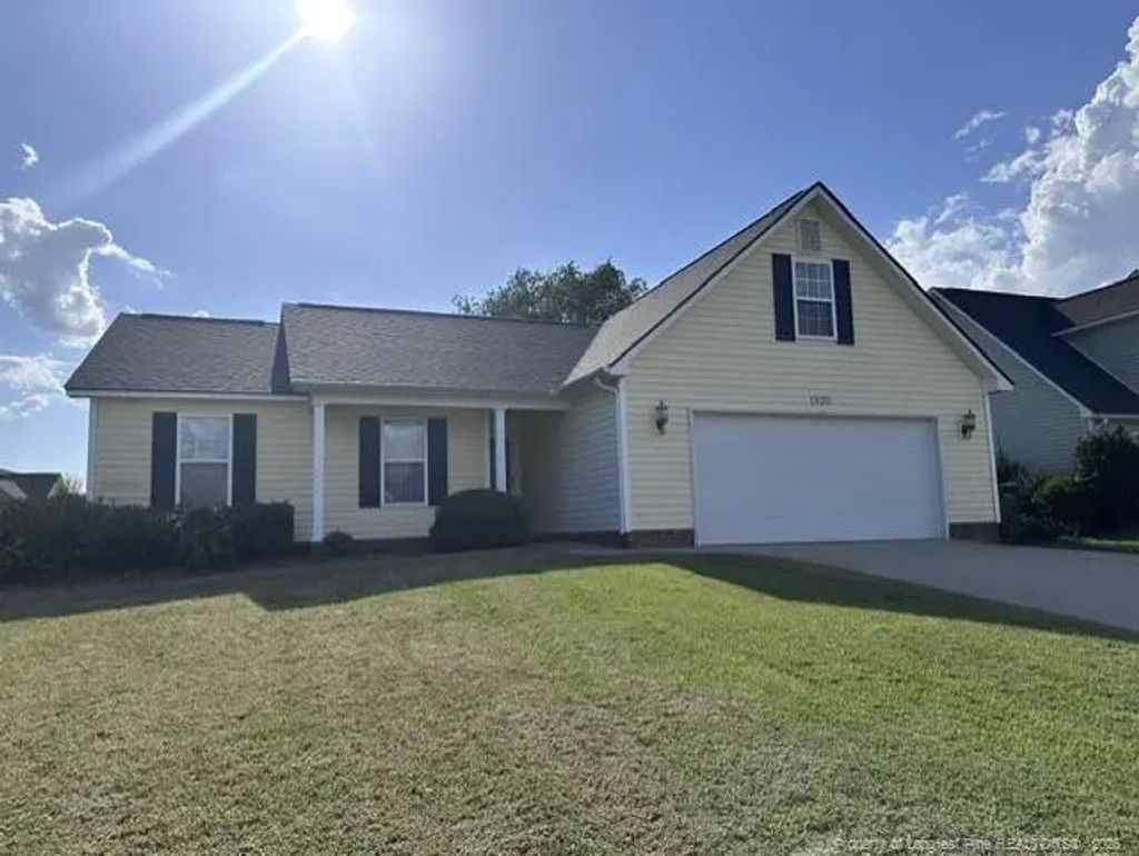 1920 Caviness Street, Fayetteville