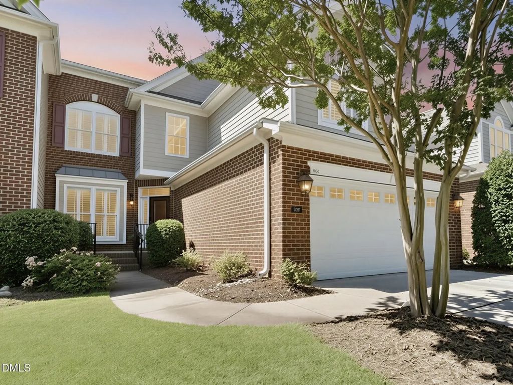 9557 Brookchase Drive, Raleigh