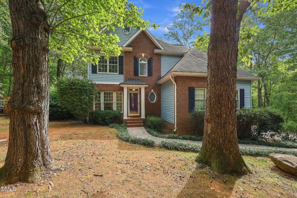 2202 Running Pine Court, Hillsborough