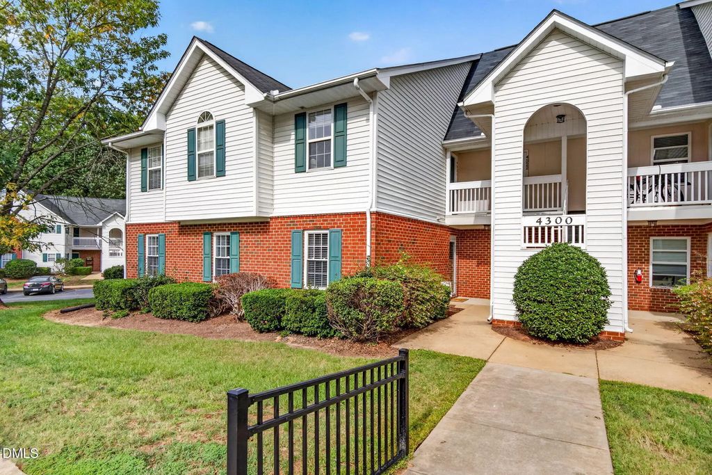4311 Wellington Ridge Loop, Cary