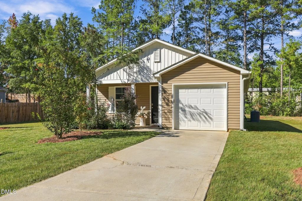 128 Somerset Drive, Roxboro