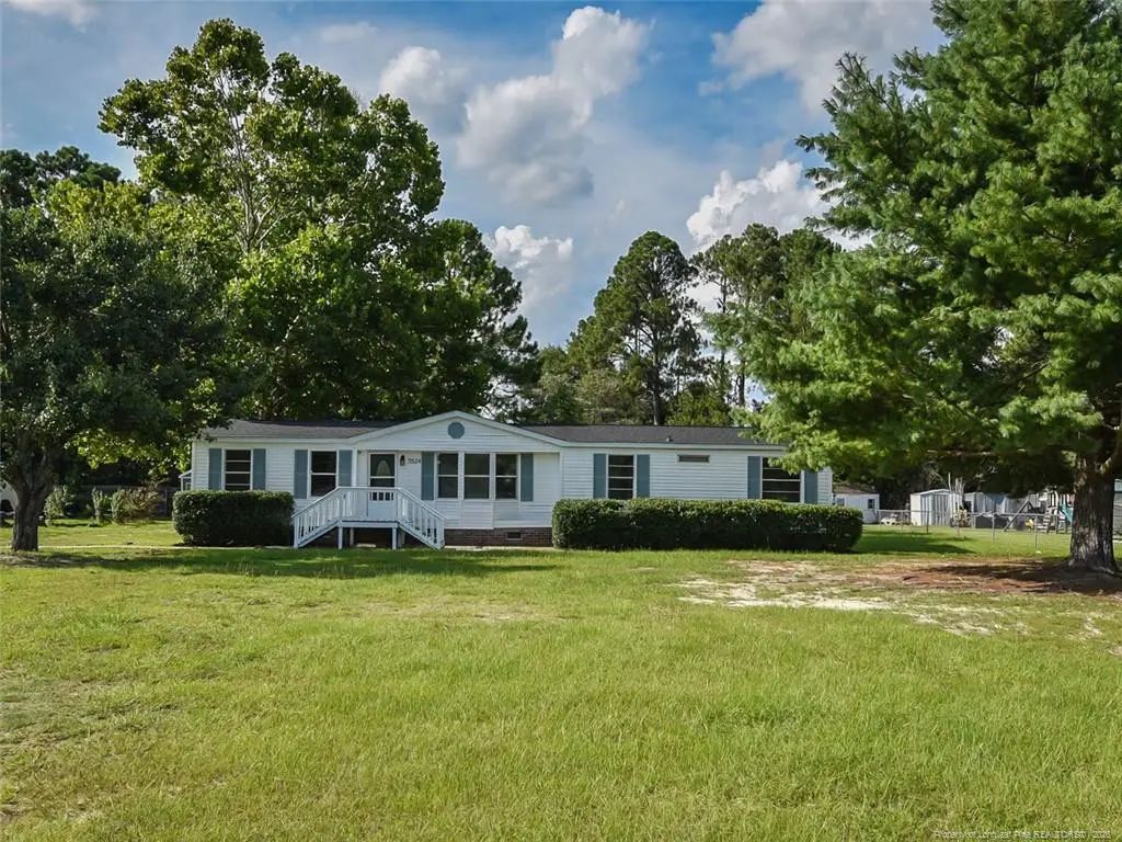 5524 Gilcrest Sands Drive, Hope Mills