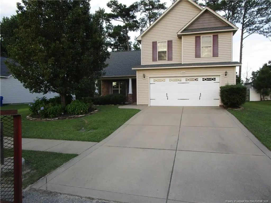 1164 Saint Johns Loop, Raeford