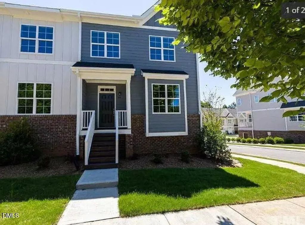 861 S Franklin Street, Wake Forest
