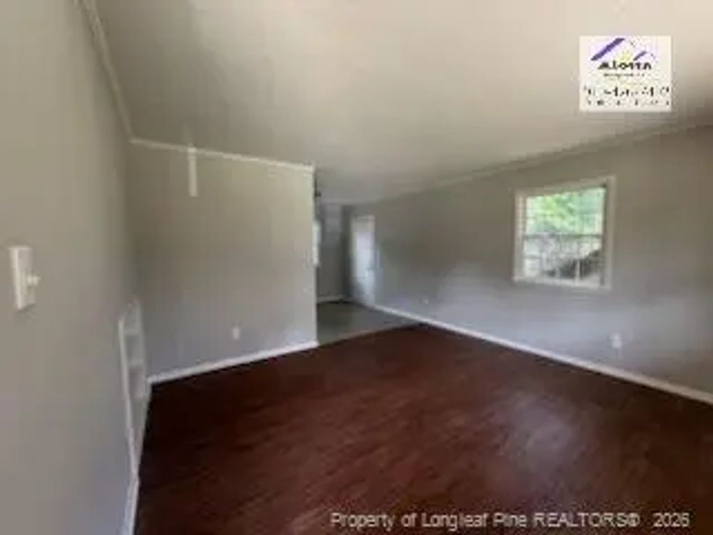 4202 S Dowfield Drive, Fayetteville