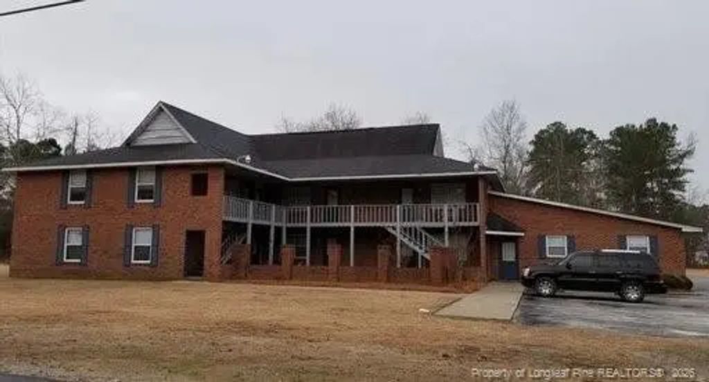 700 N Roberts Avenue 202 C, Lumberton