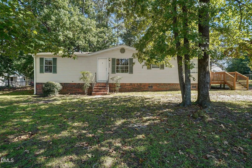 8885 Cliffdale Road, Fayetteville