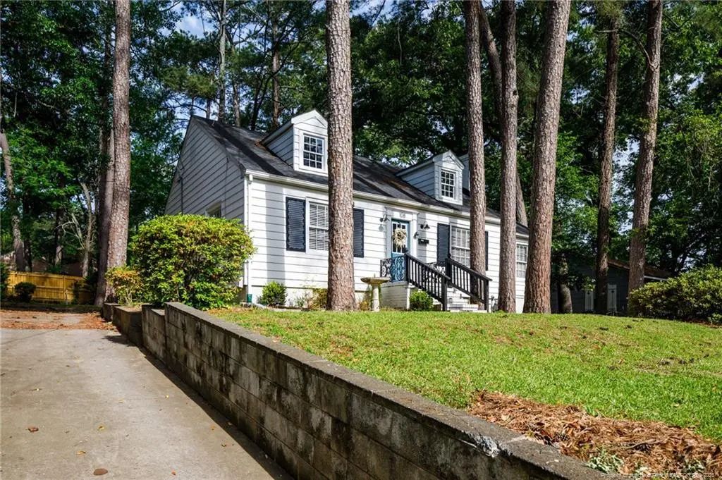 108 Crescent Avenue, Fayetteville