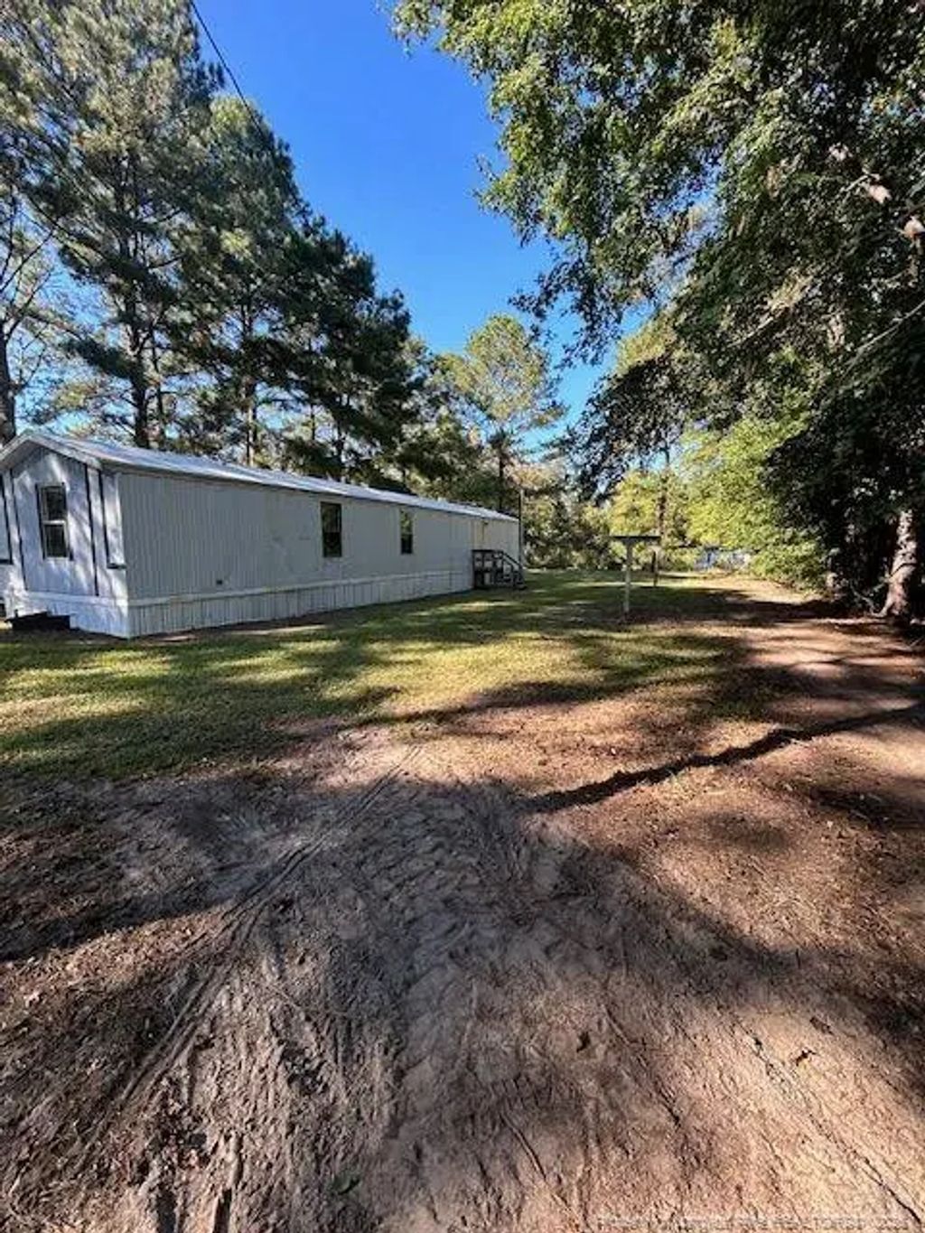 100 Buckshot Drive, Lumberton