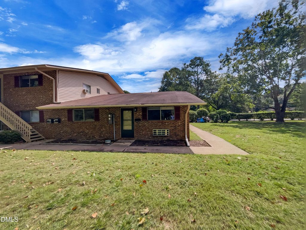 130 S Estes Drive B7, Chapel Hill