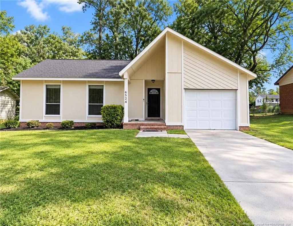 6524 Addingham, Fayetteville