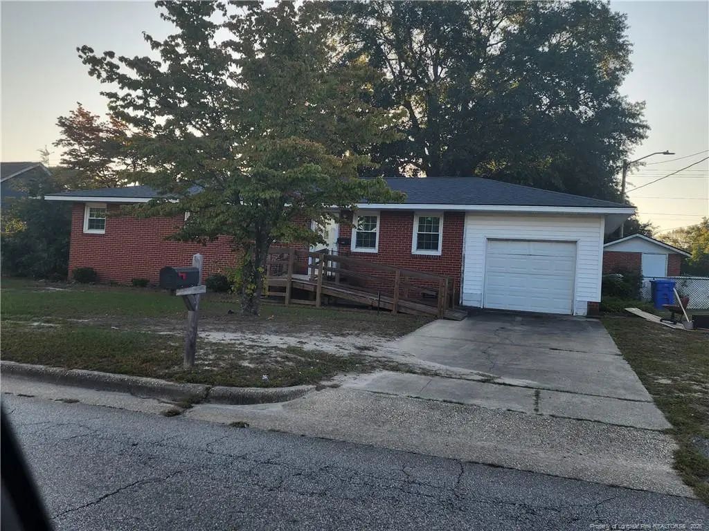 2005 Camden Road, Fayetteville