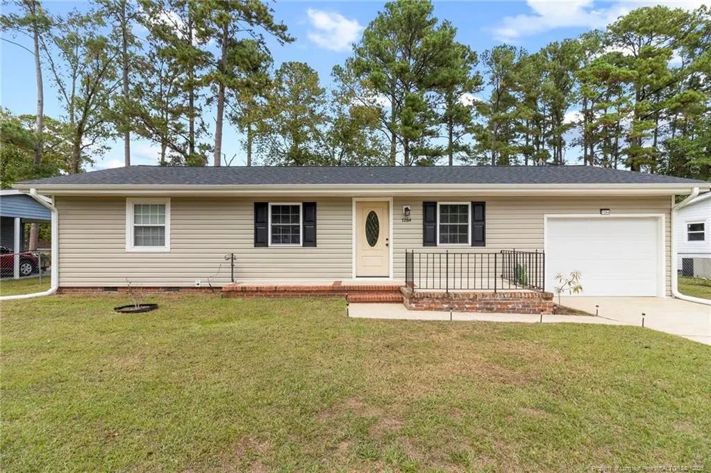 7264 Ainsley Street, Fayetteville