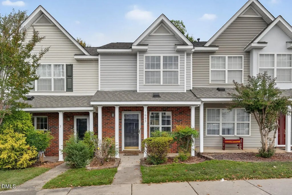 1005 Oak Blossom Way, Whitsett