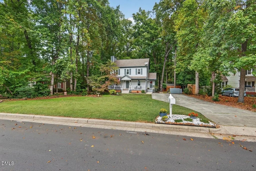 606 Valley Drive, Durham